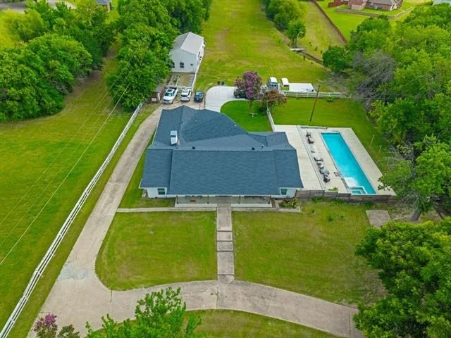 Photo of 6602 Lyons Road