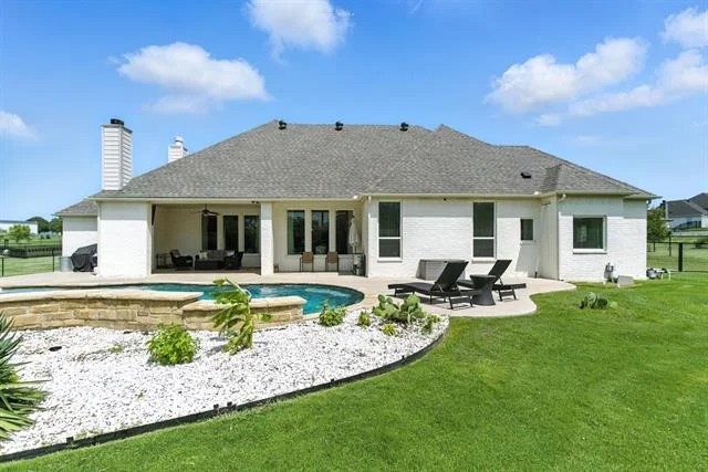 Photo of 363 Red Bird Drive