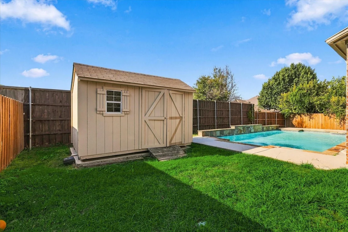 Photo of 1329 Bateman Lane
