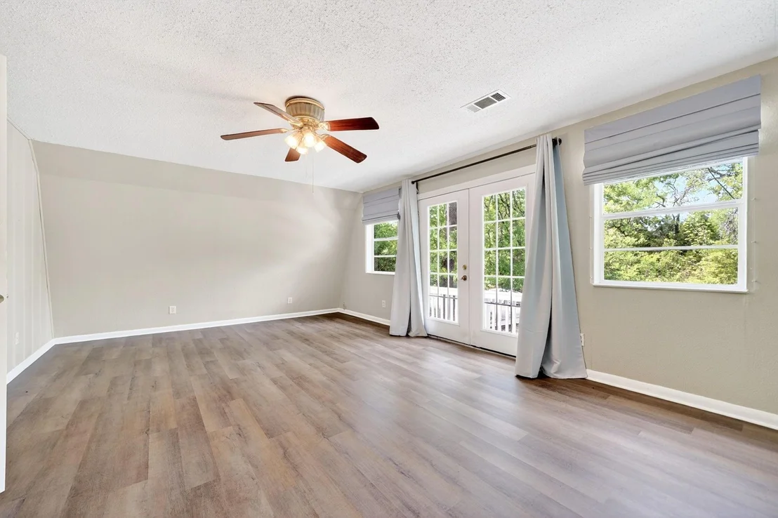 Photo of 7115 Brokenbow Drive