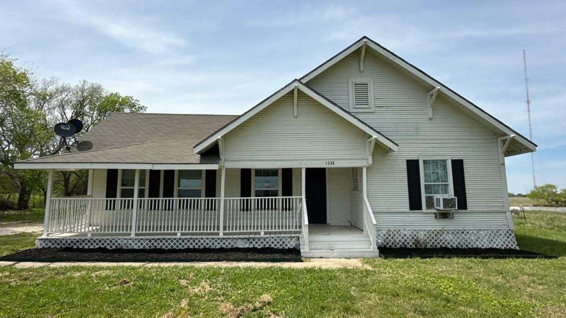 Photo of 1338 S State Highway 121