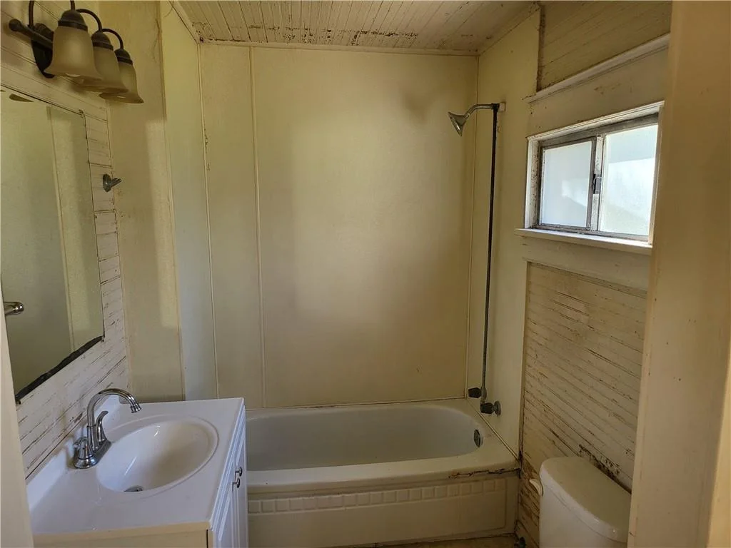 Photo of 426 N Houston Street