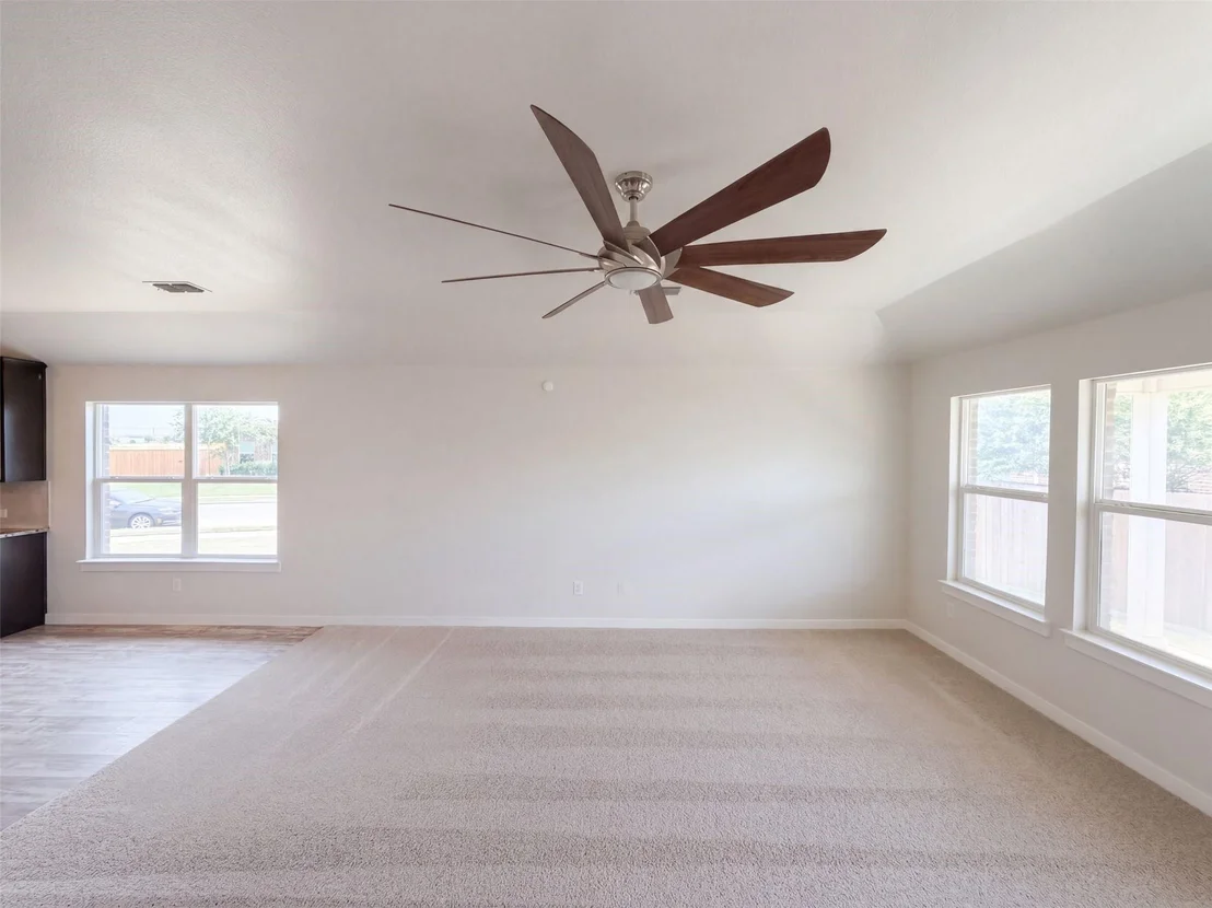 Photo of 8956 Devonshire Drive