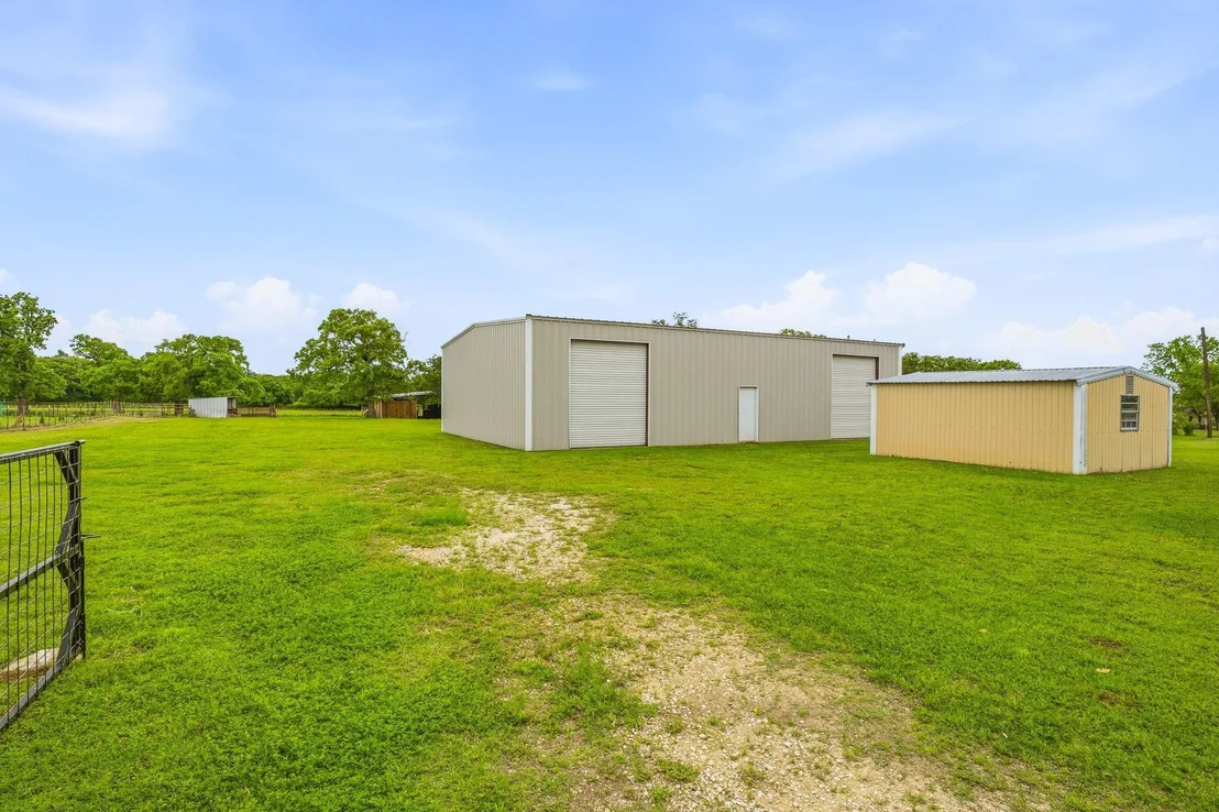 Photo of 621 County Road 484