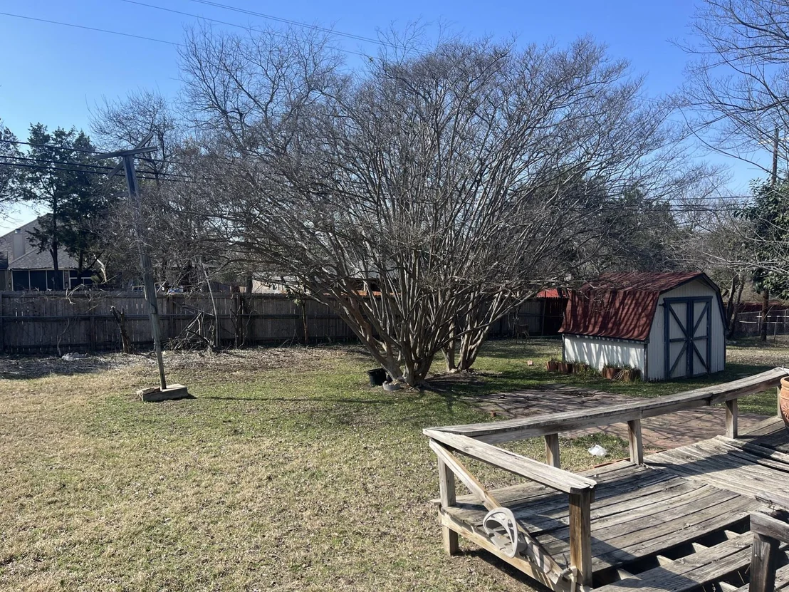Photo of 3908 Lakecliff Drive
