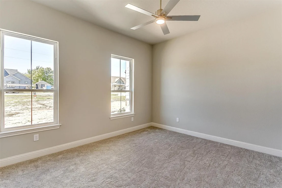 Photo of 1014 Gonzollas Road