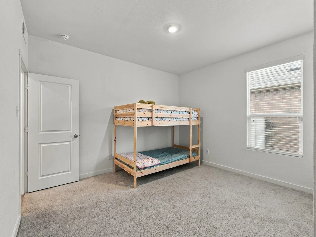 Photo of 1818 Holden Drive