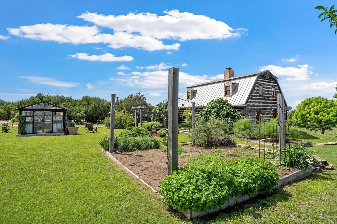 Photo of 153 County Road 2139