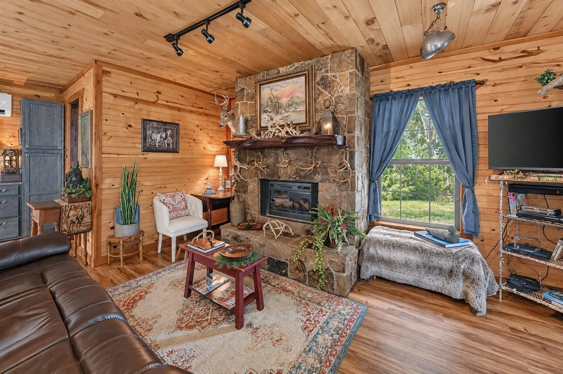 Photo of 500 County Road 3805
