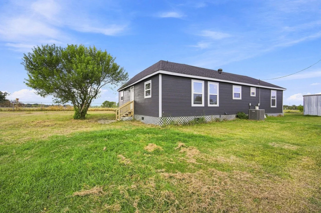 Photo of 6575 W State Highway 31