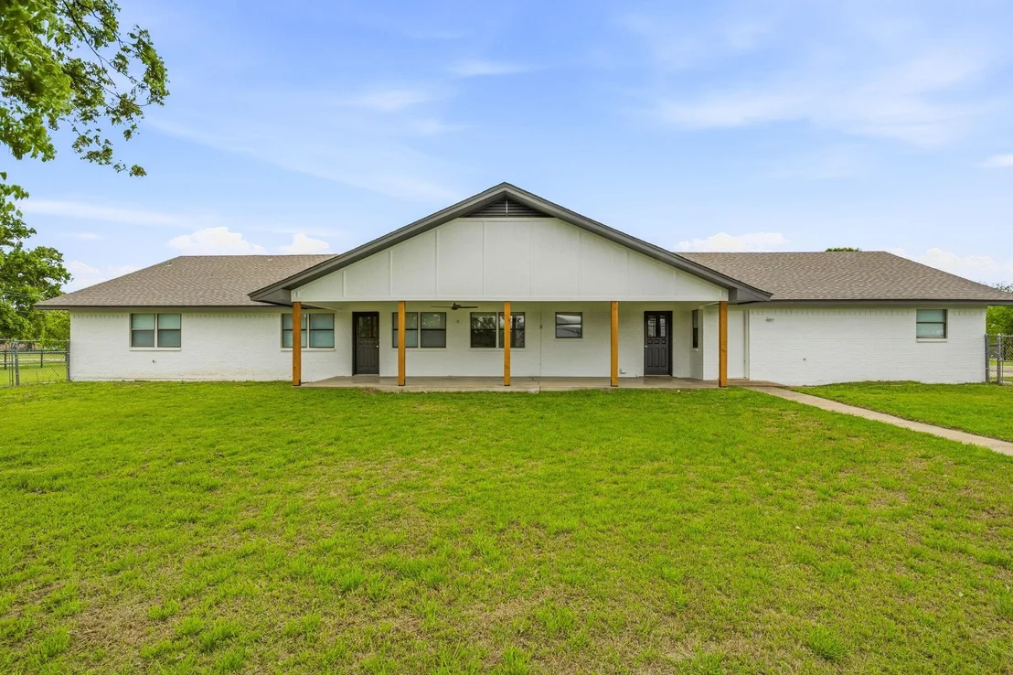 Photo of 621 County Road 484