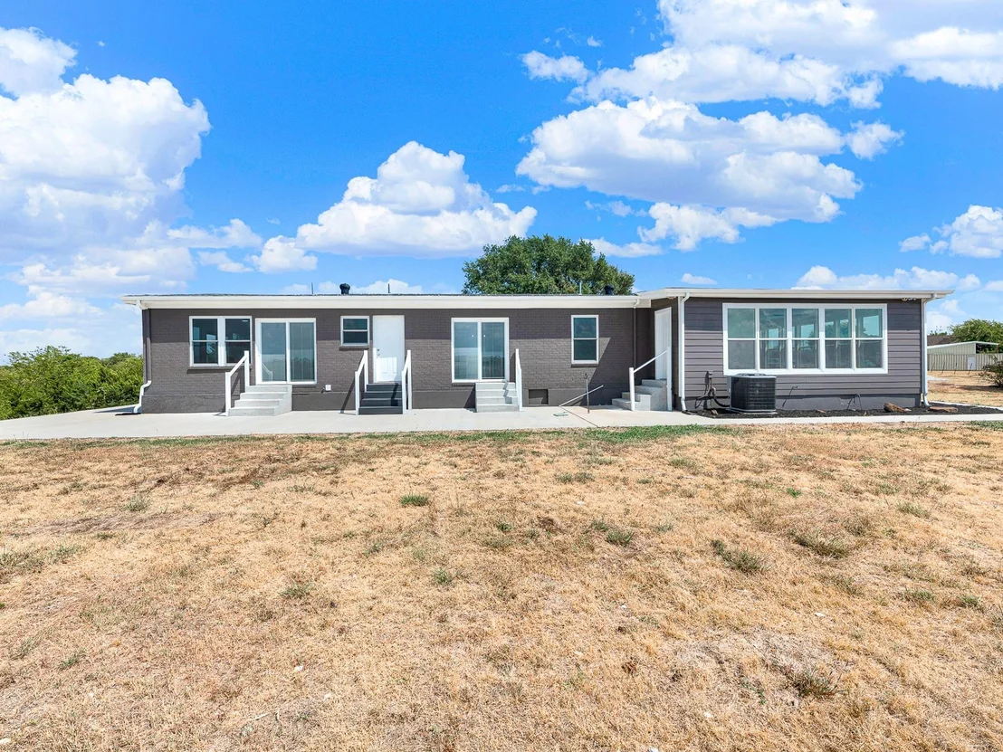 Photo of 8116 Whispering Meadows Road