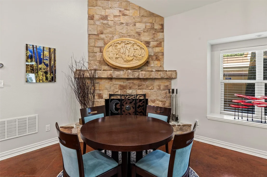 Photo of 124 Robin Hood Way
