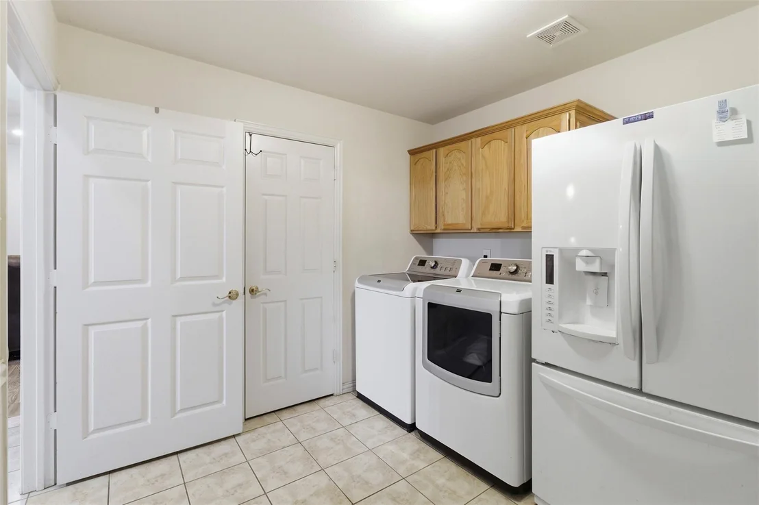 Photo of 2725 County Road 494