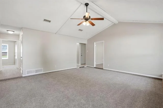 Photo of 3232 Grand Avenue