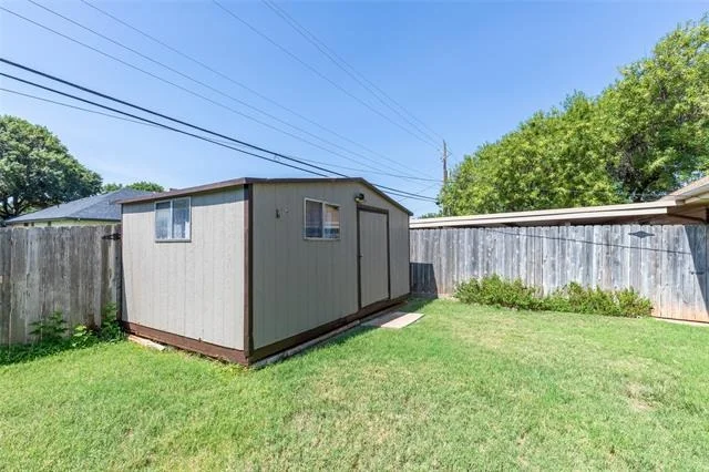 Photo of 2797 Lynbrook Drive
