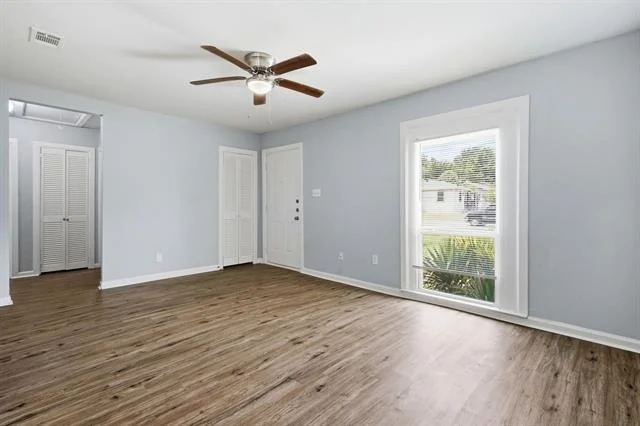Photo of 1450 Holcomb Road
