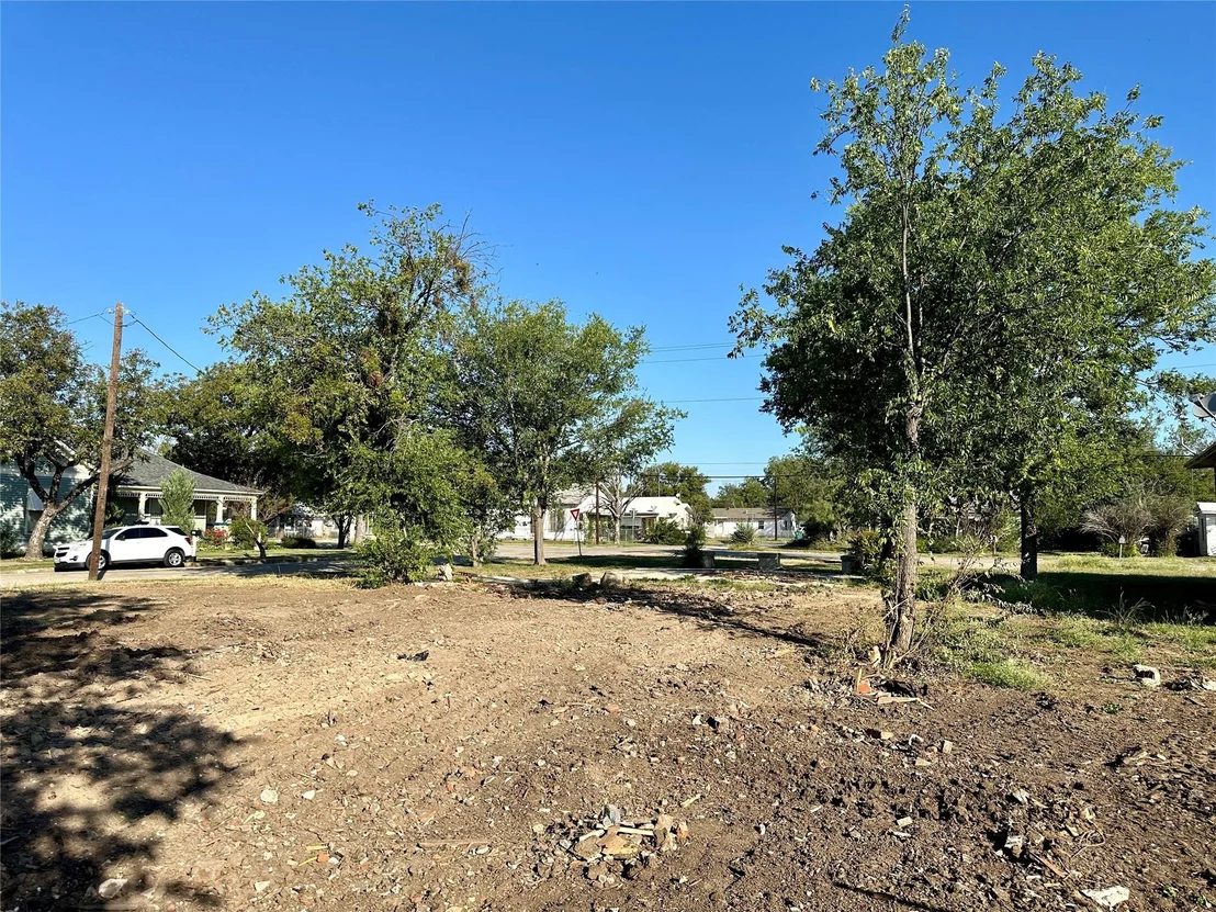 Photo of 315 W Cedar Street