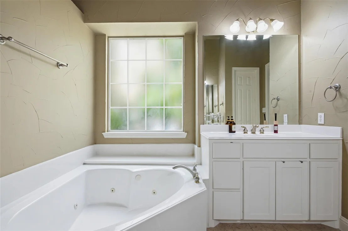 Photo of 9024 Bottlebrush Lane