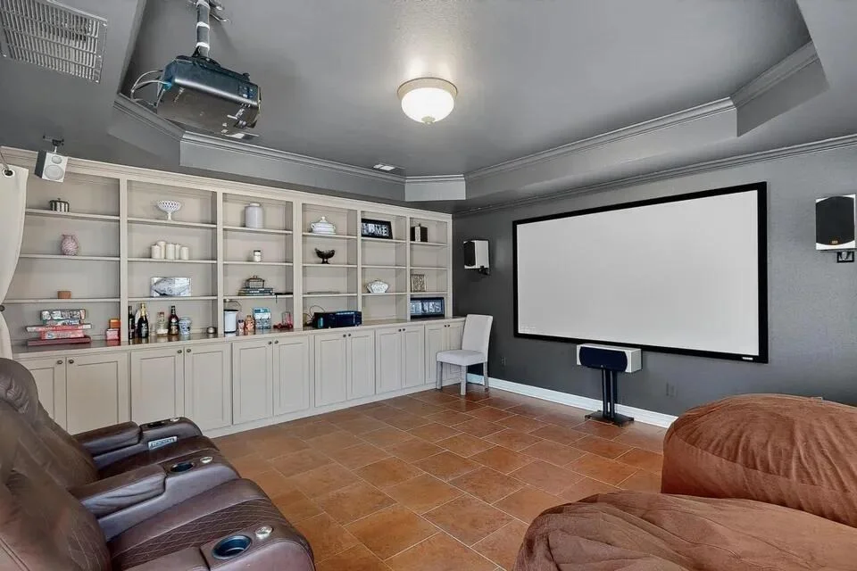 Photo of 2806 Sausalito Drive