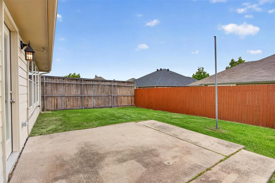 Photo of 921 Bowie Drive