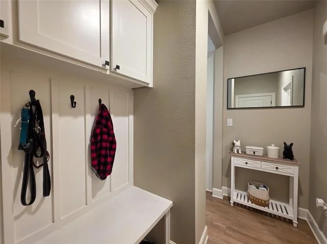 Photo of 5509 Fallbrook Drive