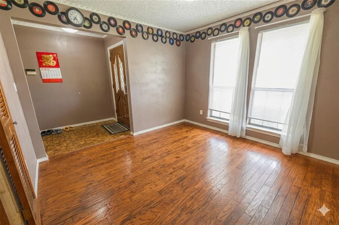 Photo of 338 Marriott Lane