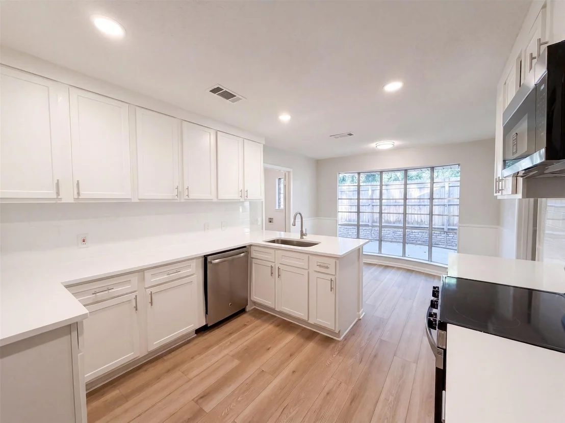 Photo of 813 Wheelwood Drive