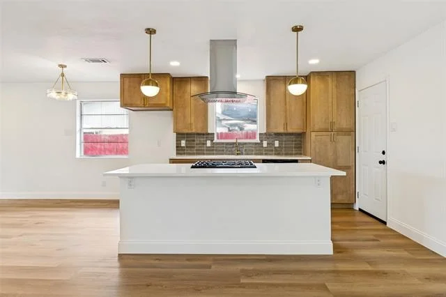 Photo of 437 Summit Drive