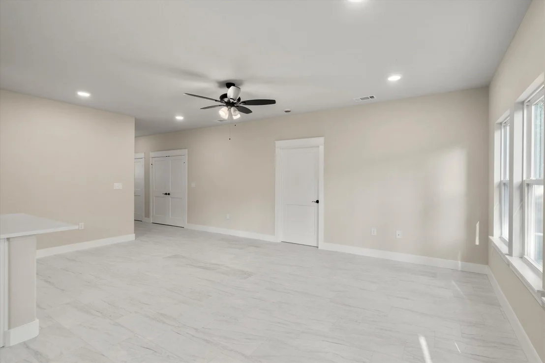 Photo of 114 Granada Street
