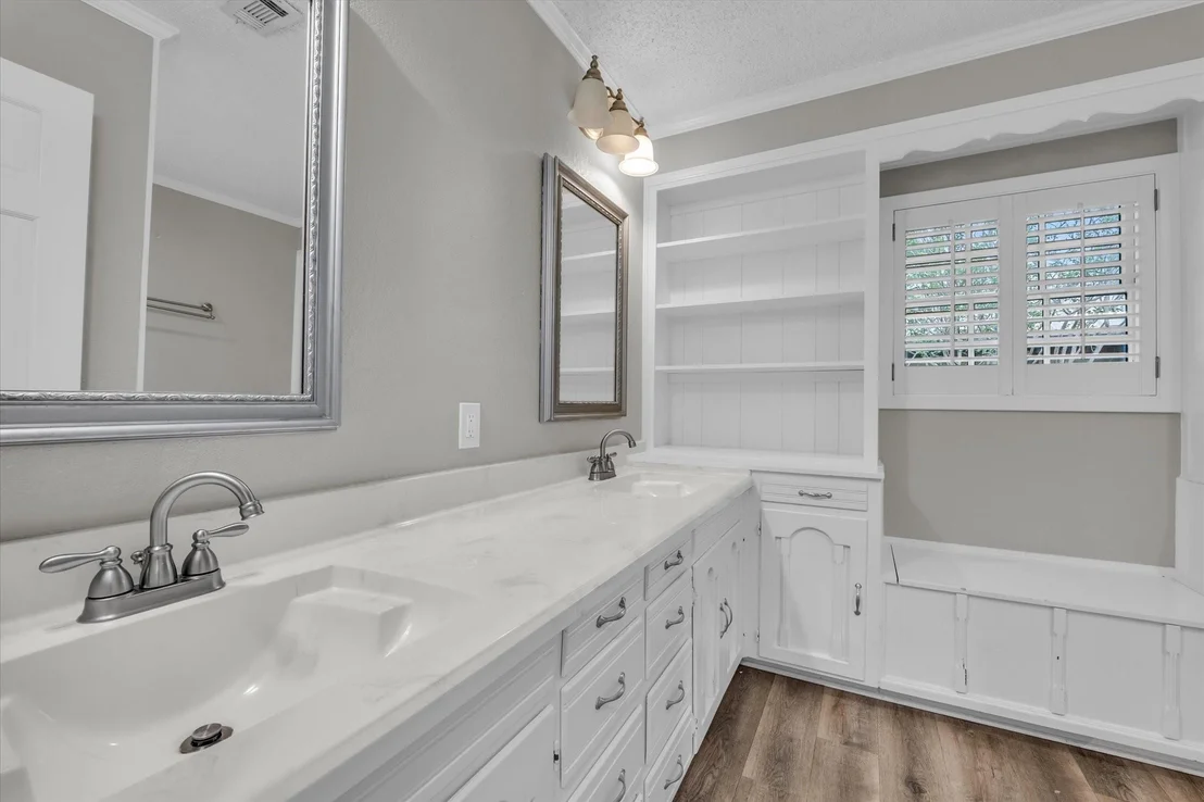 Photo of 15796 Chapel Road