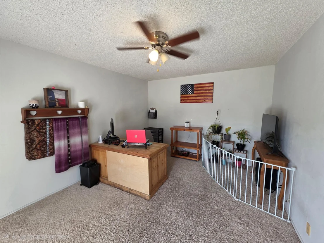 Photo of 114 Lcr 465