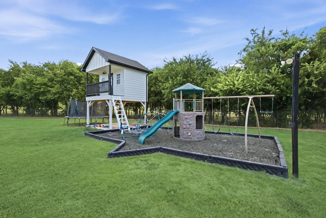 Photo of 10216 Finch Road