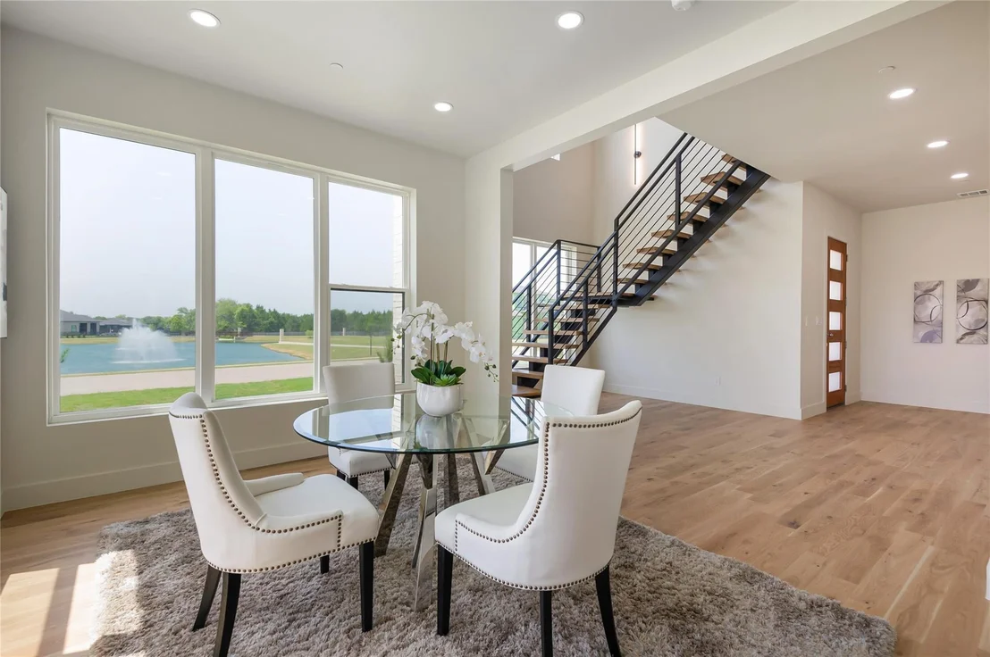 Photo of 349 Valley Trail