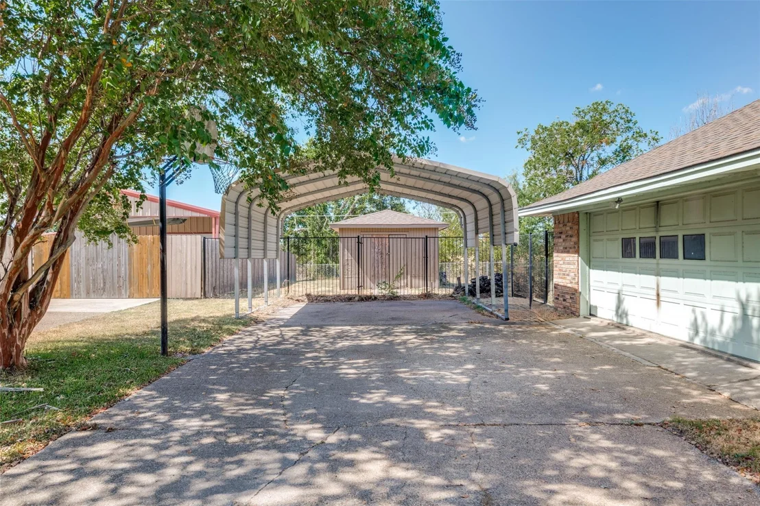Photo of 508 Estate Lane