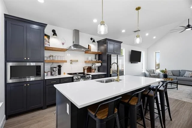 Photo of 200 Walnut Street