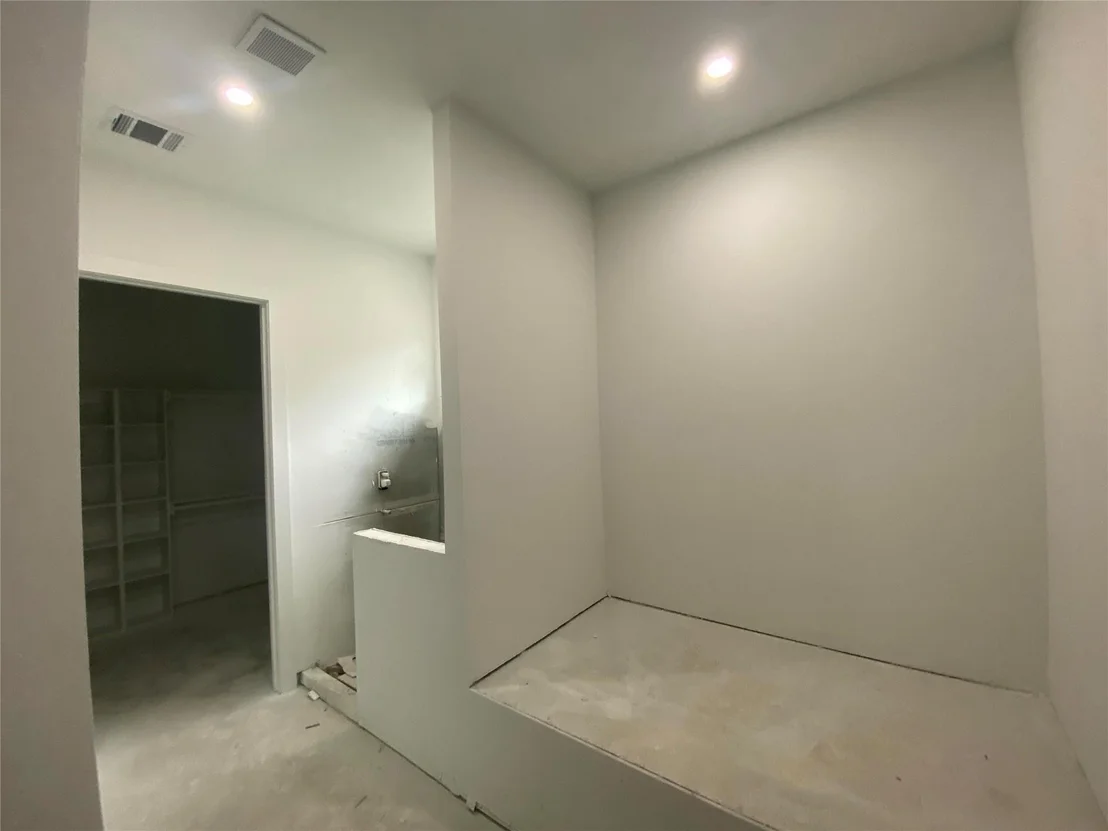Photo of 229 Belmont Drive