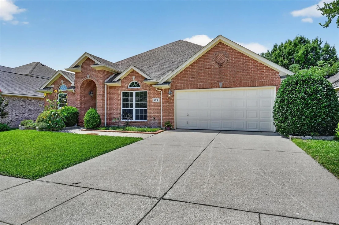 Photo of 4312 Wyndham Drive