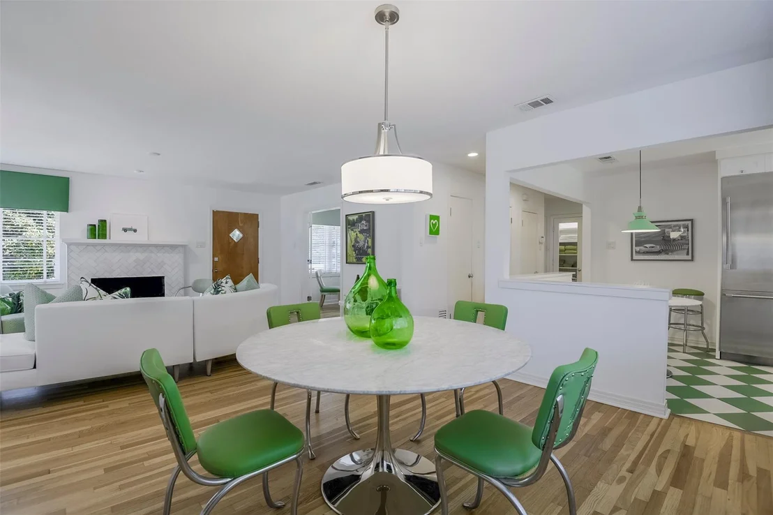Photo of 1320 Barnes Drive