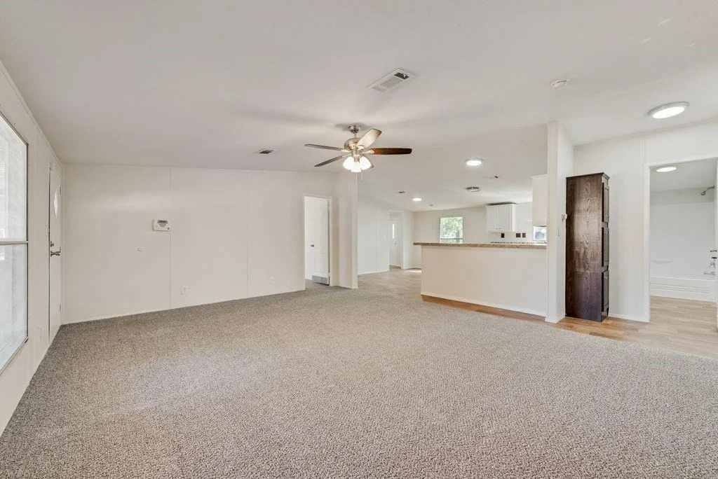 Photo of 1517 Mockingbird Lane