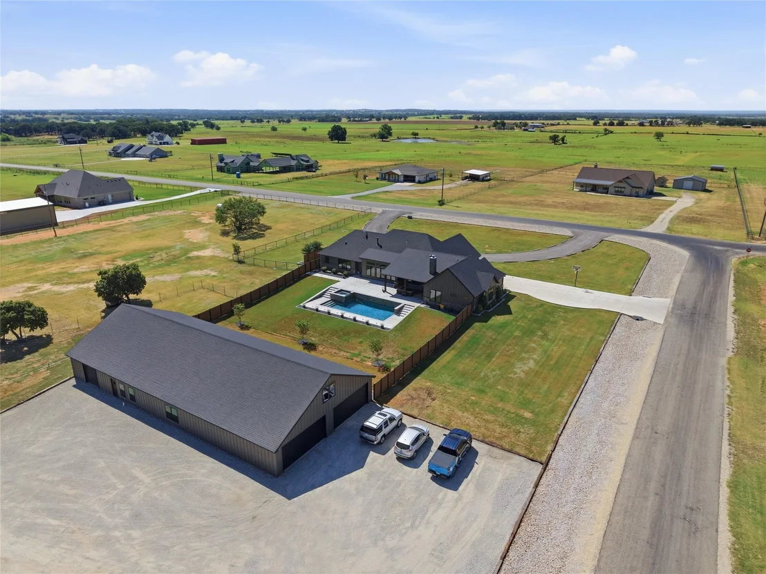 Photo of 2223 Grass Roots Road