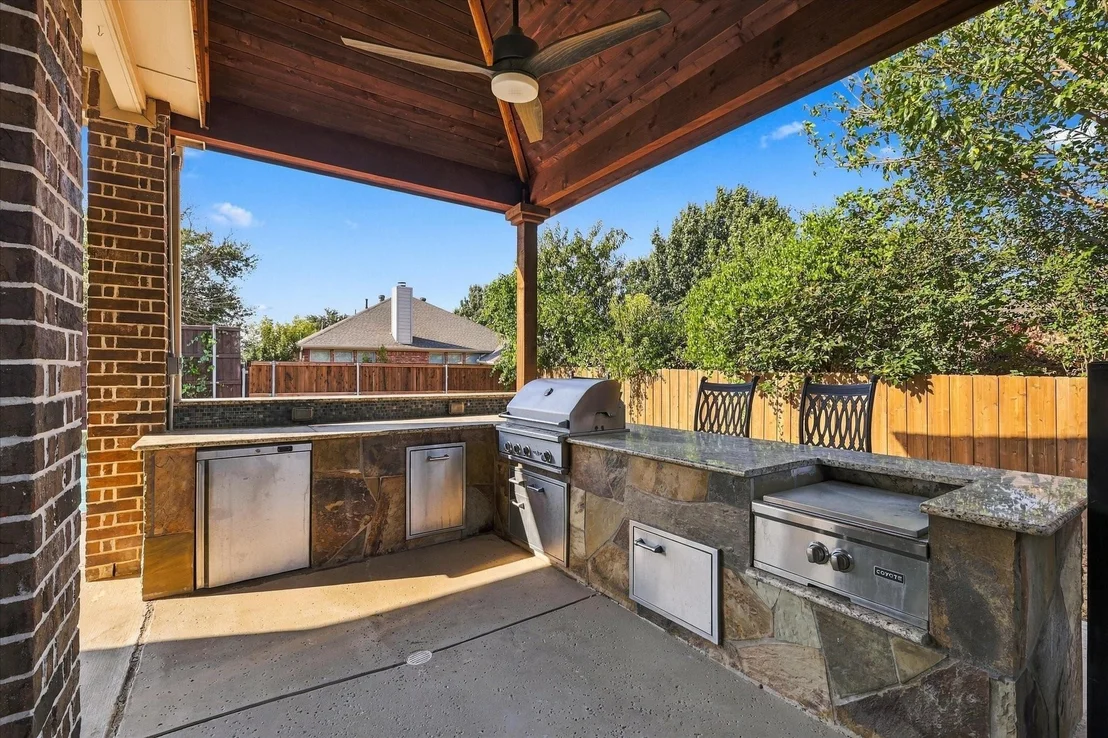 Photo of 1329 Bateman Lane