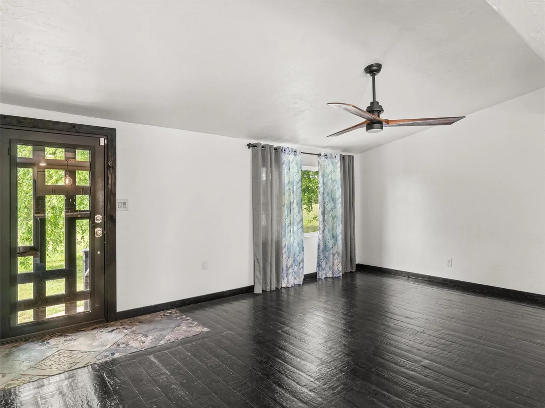 Photo of 1333 Lupine Road