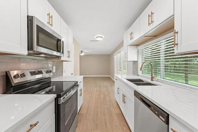 Photo of 1222 Saturn Drive