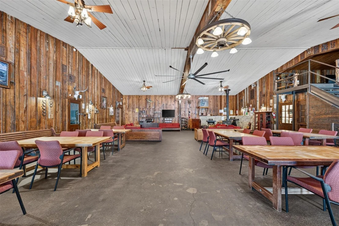 Photo of 2274 County Road 203 Loop