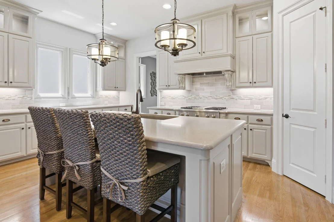 Photo of 4150 Fallbrook Drive