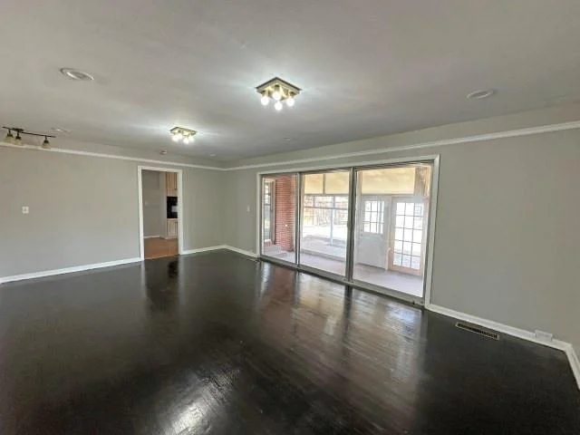 Photo of 321 Barkley Street
