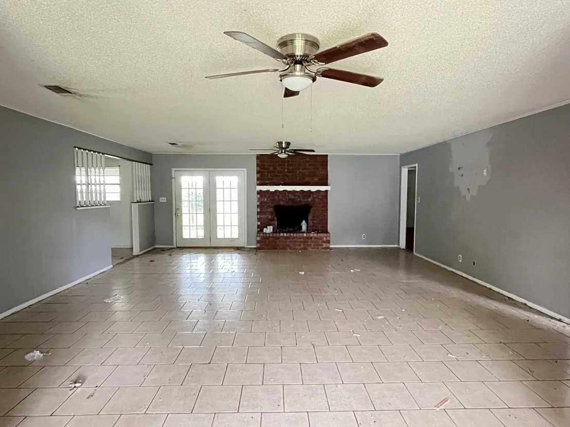 Photo of 1309 Sherry Lane