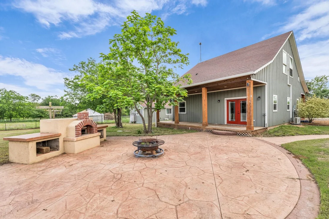 Photo of 348 Barker Lane