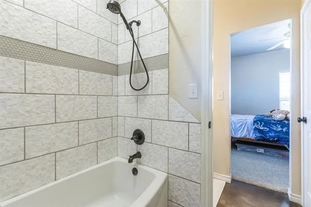 Photo of 524 Avenue Q